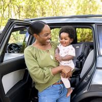 Chili Spin 360 2-in-1 Rotating Convertible Car Seat with