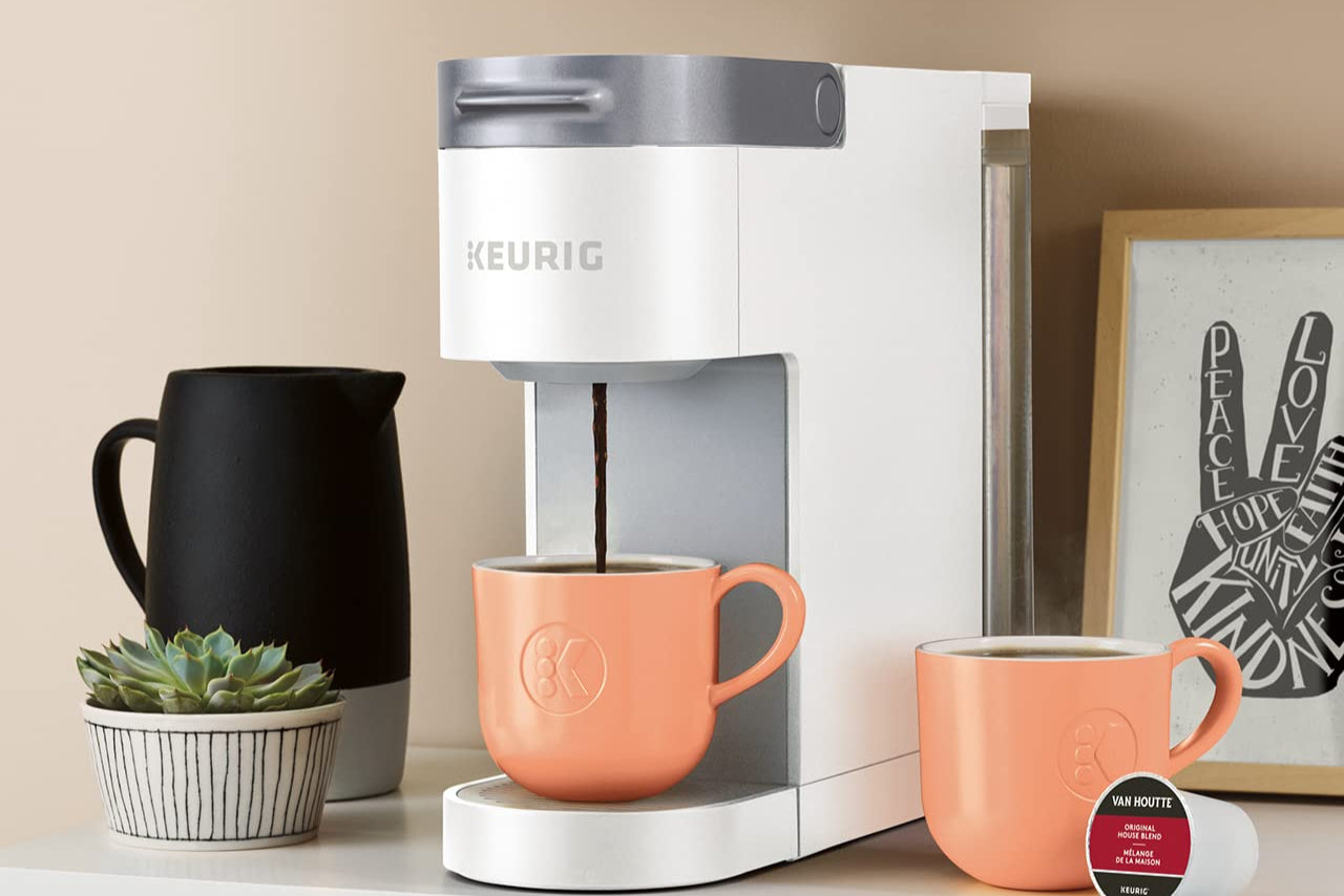 K-Slim Single Serve K-Cup Pod Coffee Maker, Featuring Simple Push Button Controls