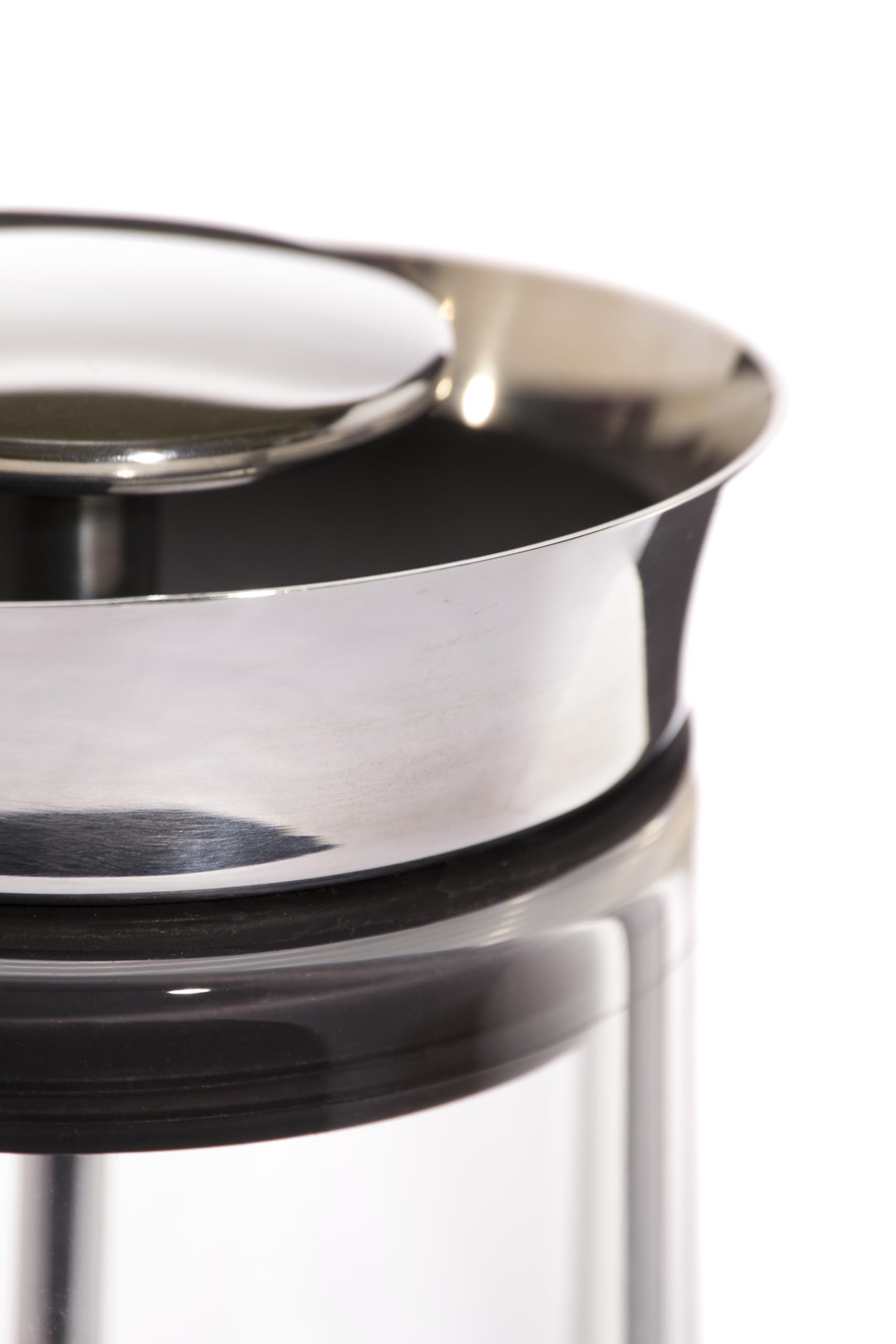 French Press Coffee Maker | The Soul of Espresso in the Body of a Single Serve French Press