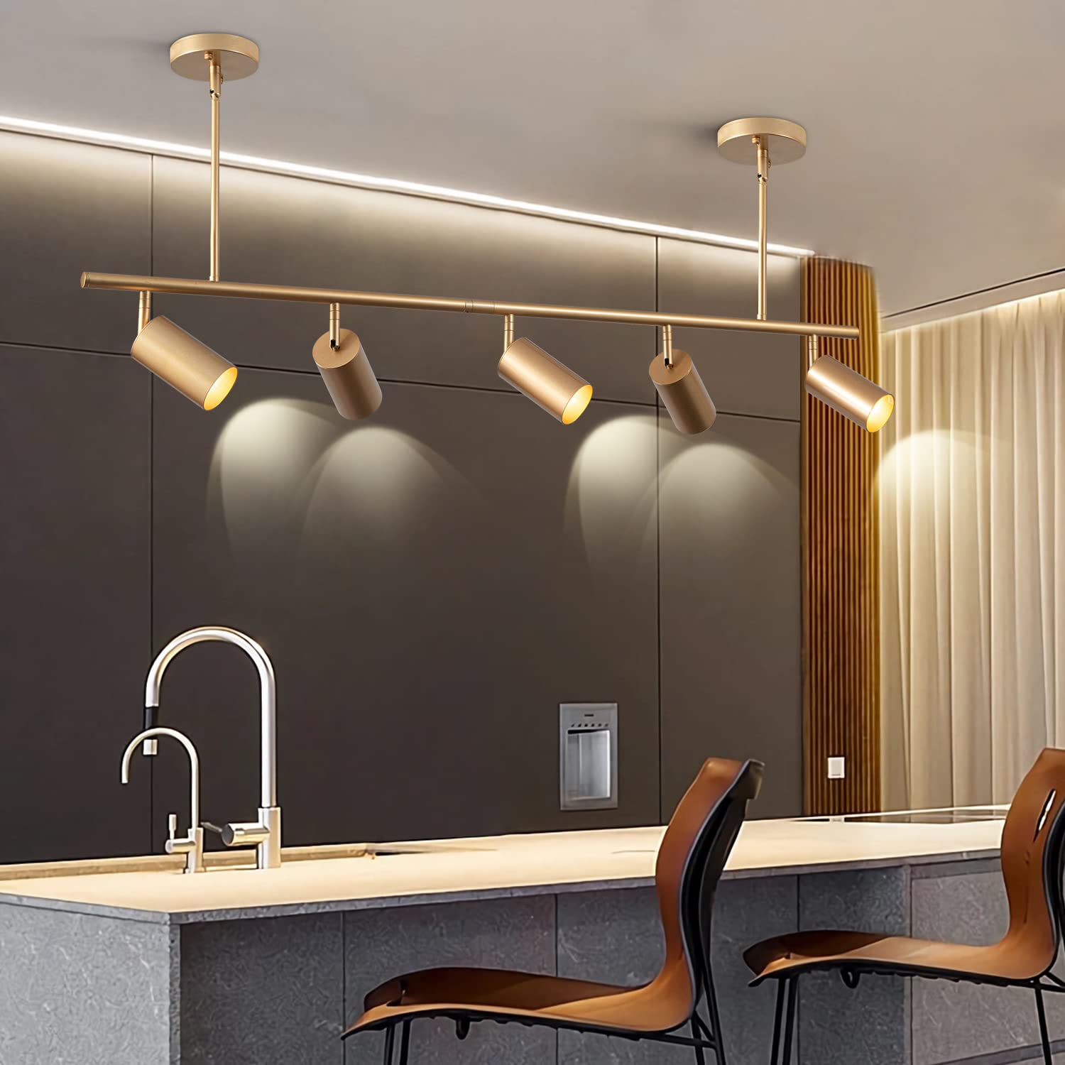 5-Light LED Track Lighting Kit Gold Track Light Flexibly Rotatable Light Head Modern