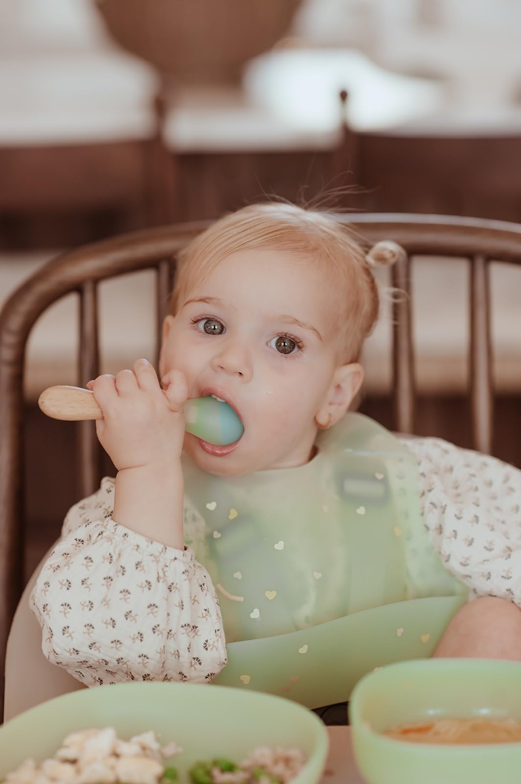Changing Silicone Baby & Toddler Foodie Kit - Including Bib, Suction Bowl