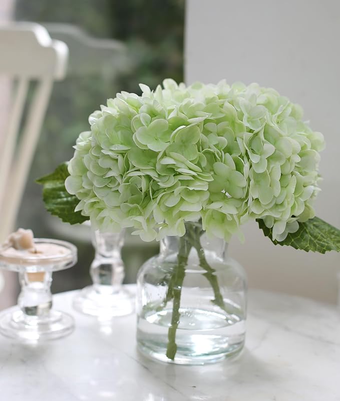 Real Touch Artificial White Hydrangea in Vase for Home Decoration
