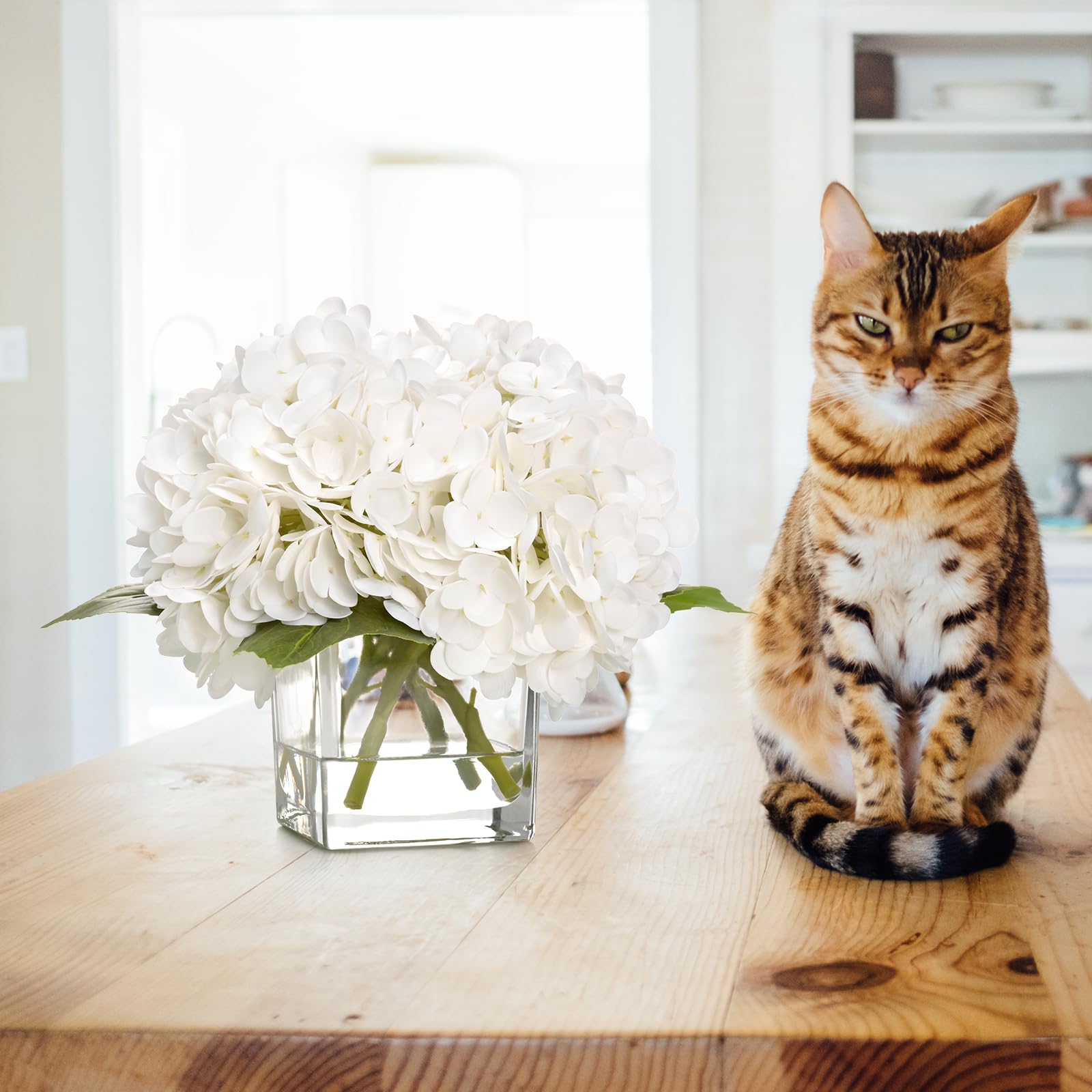 Luxury PU Fake Flowers in Vase with Faux Water, White Real Touch Hydrangea Artificial
