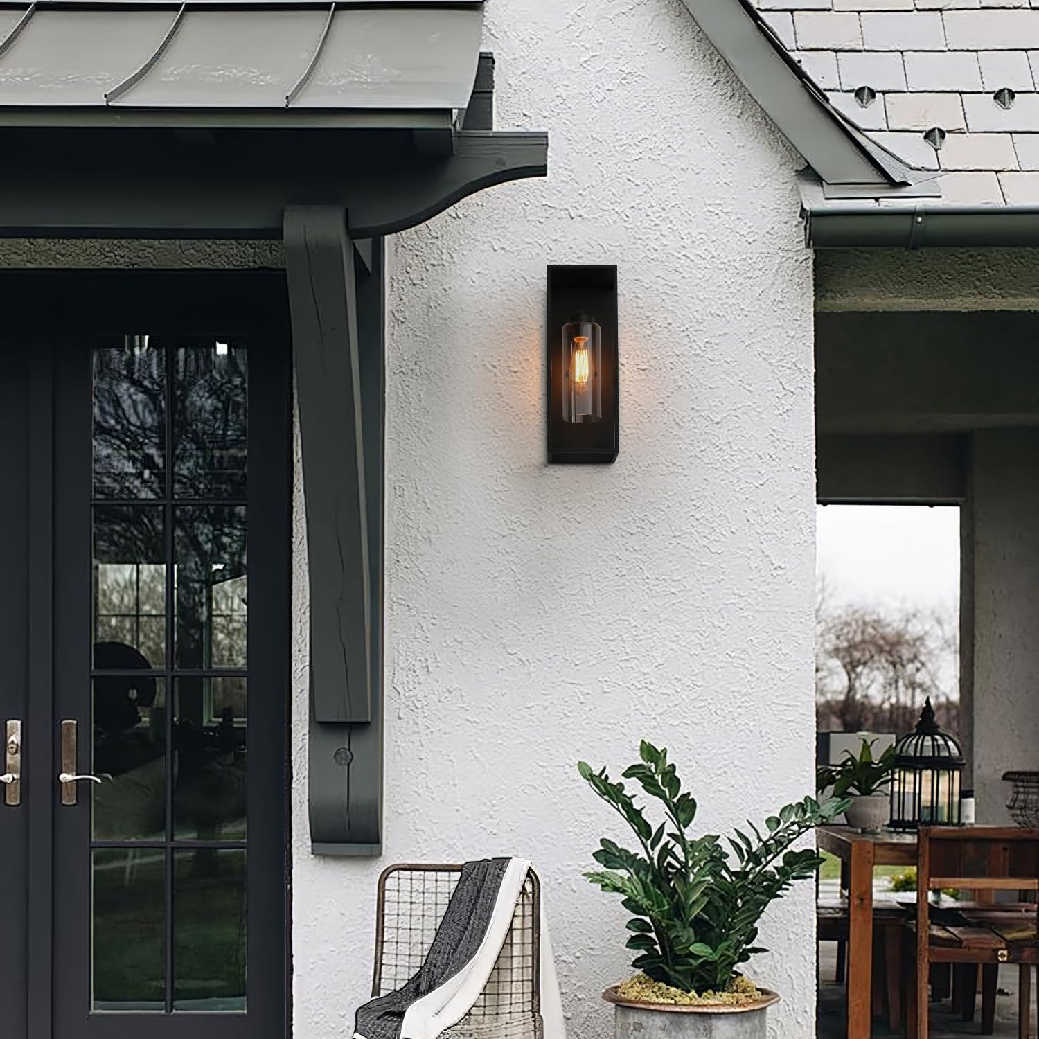 Outdoor Wall Sconce 1 Light in Cylinder Glass Shade and Matte Black Rectangular