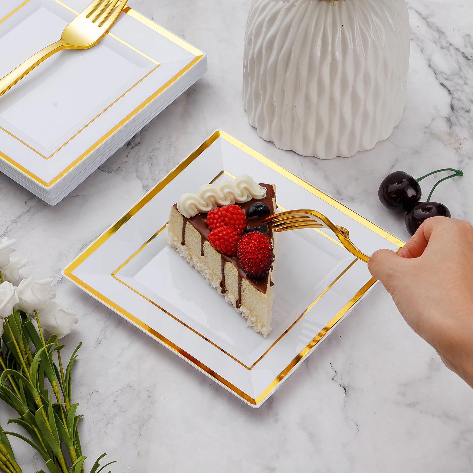 120 Pieces Gold Square Plastic Plates with Forks, Gold Dessert Plates