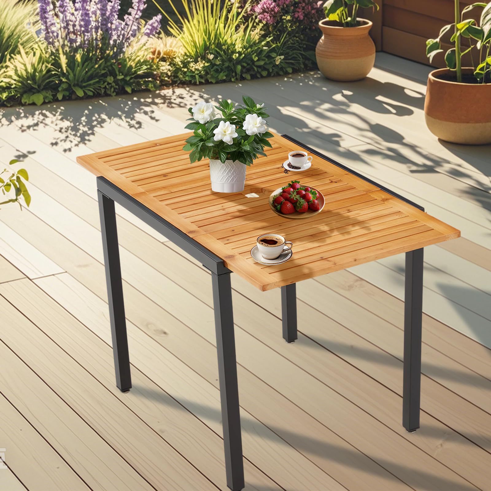 31 to 47-Inch Expandable Outdoor Dining Table, Adjustable Rectangle Patio Table