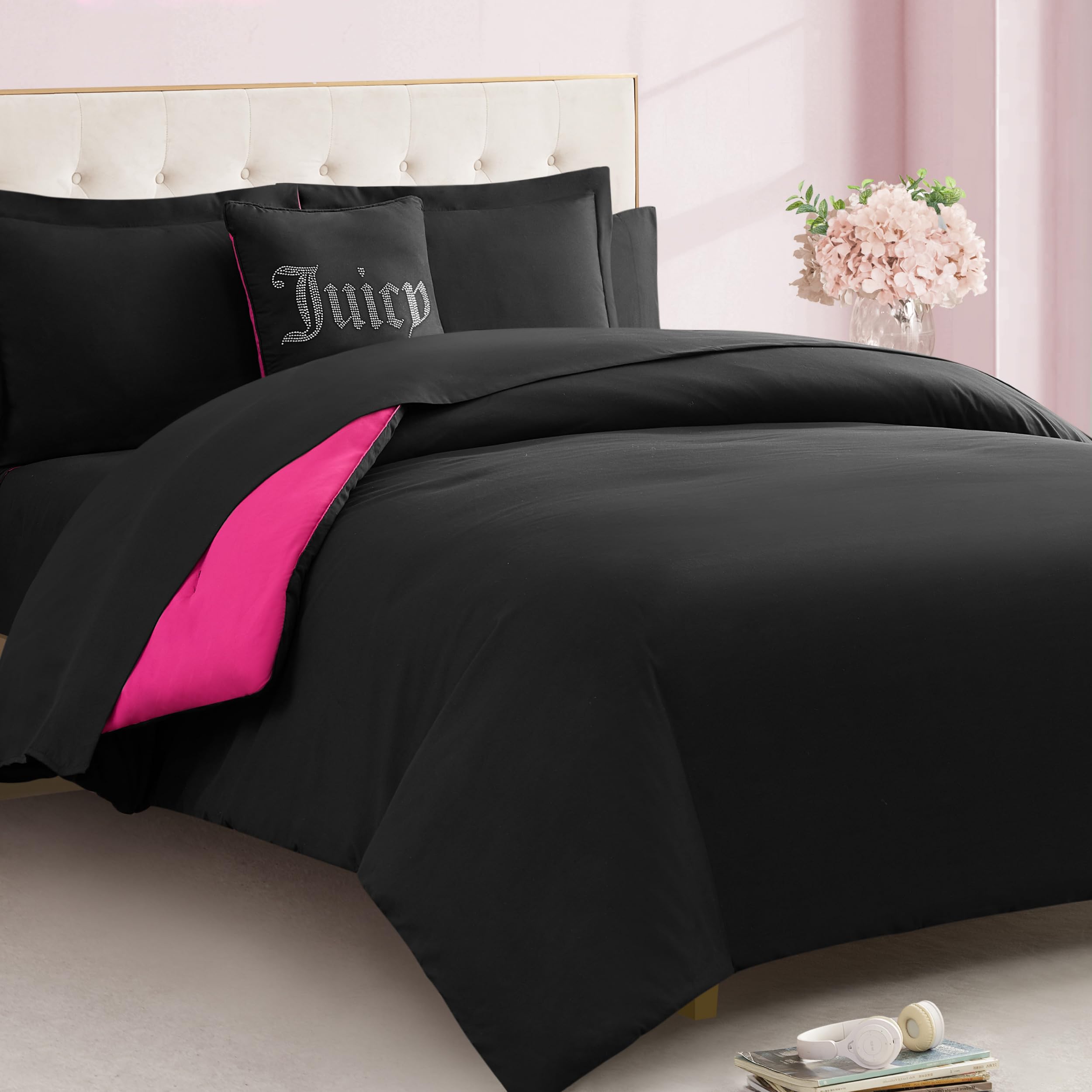 Alexis Reversible Comforter Set, Full Bed in a Bag – Black/Hot Pink