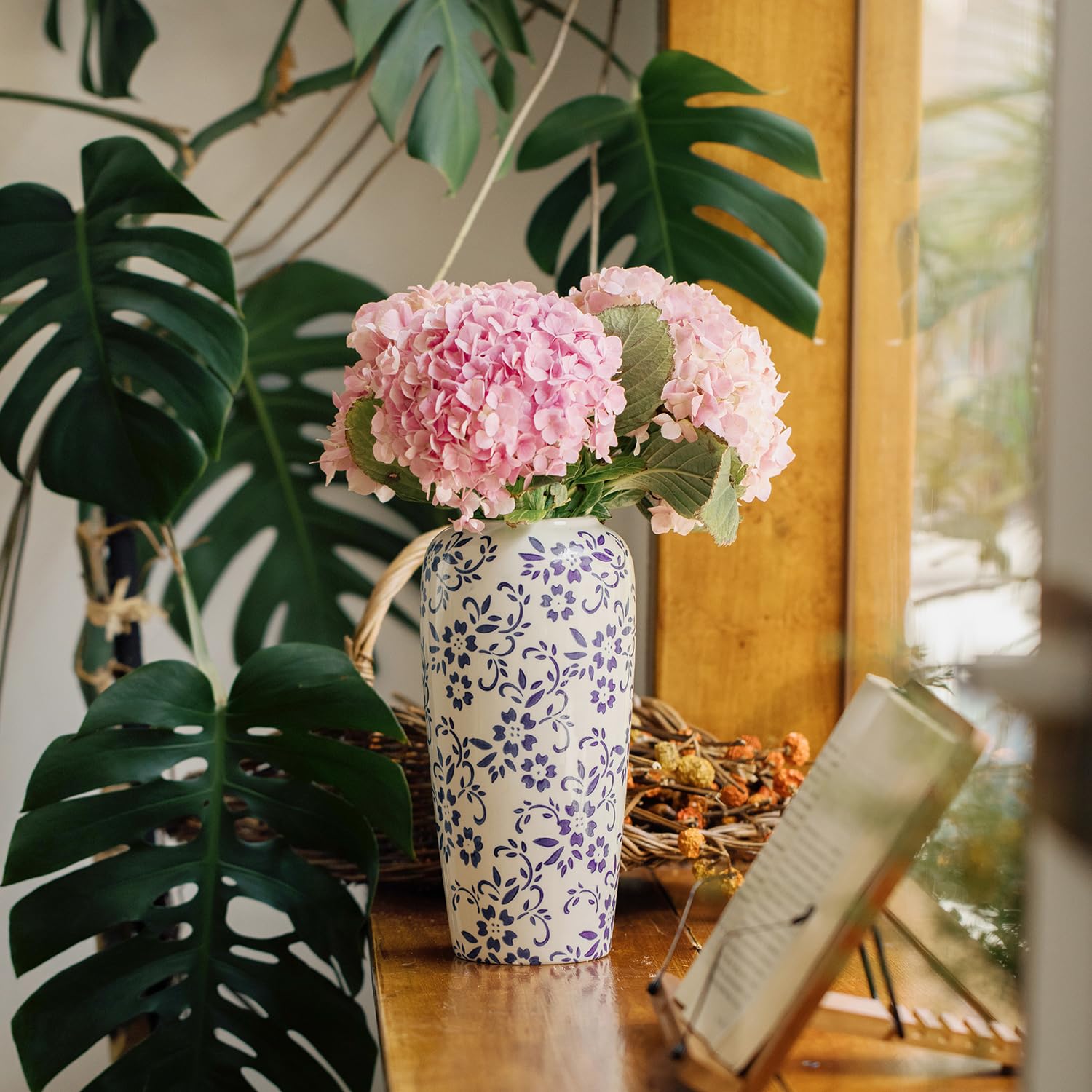 11.8" Blue and White Vase for Home Decor,Vintage Ceramic Chinese Vase