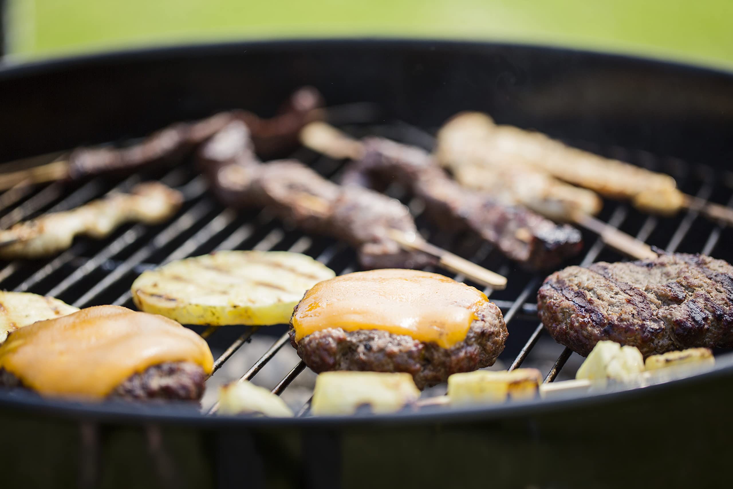 Original Kettle Charcoal Grill Barbecue, 47cm | E-4710 BBQ Grill with Lid Cover, Thermometer