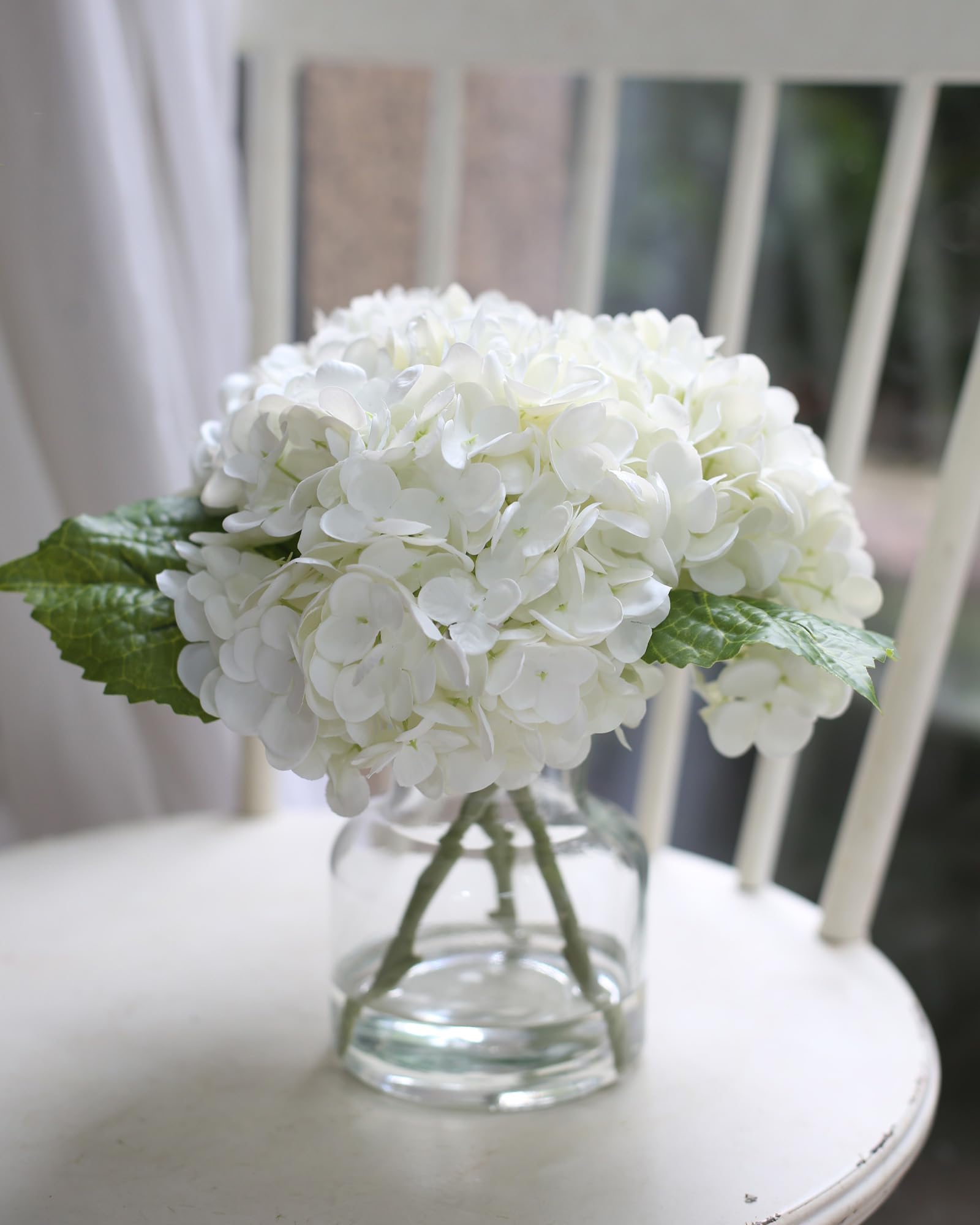 Real Touch Artificial White Hydrangea in Vase for Home Decoration