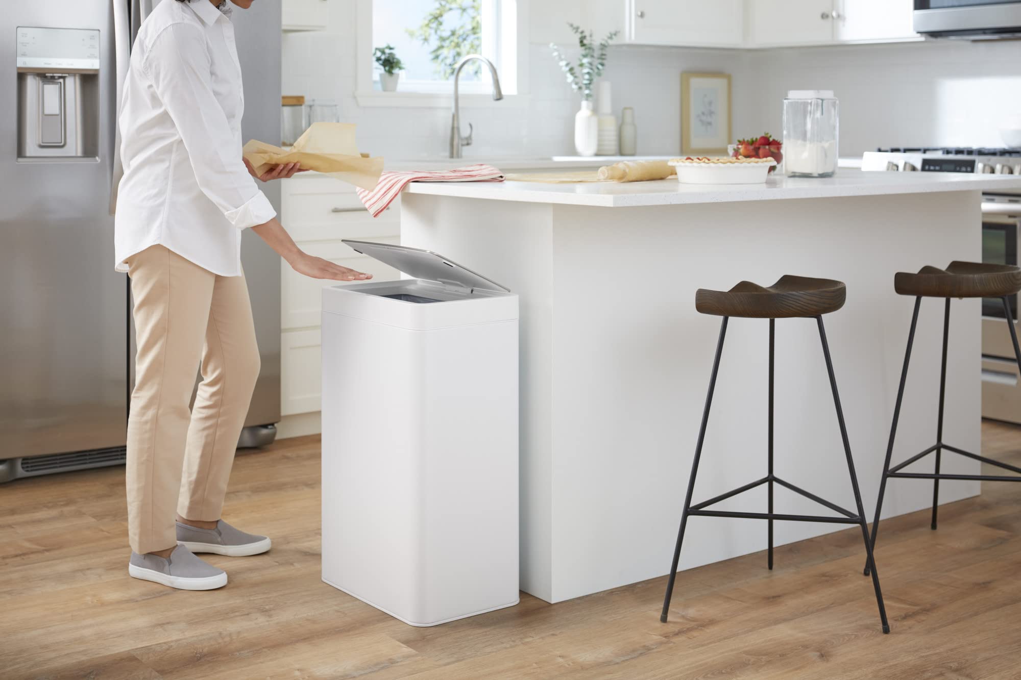 KOHLER 13-Gallon Touchless White Stainless Steel Trash Can, Hands-Free Motion Sensor Lid, Durable, Fingerprint-Resistant, Easy to Clean, K-23825-STW