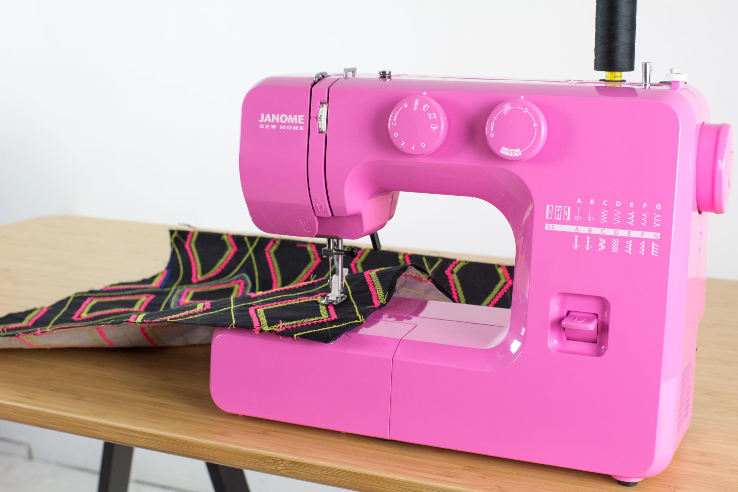 Pink Sorbet Easy-to-Use Sewing Machine with Interior Metal Frame, Bobbin Diagram