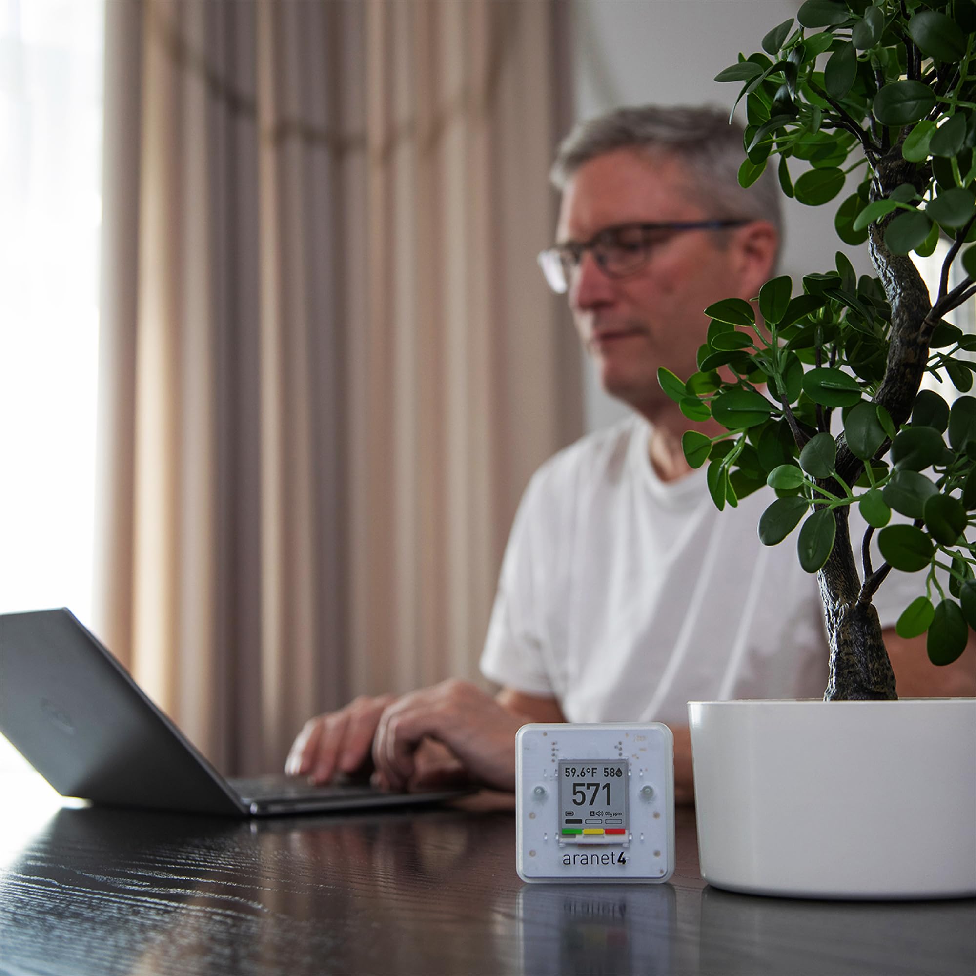 Aranet4 Home: Wireless Indoor Air Quality Monitor for Office or School (CO2