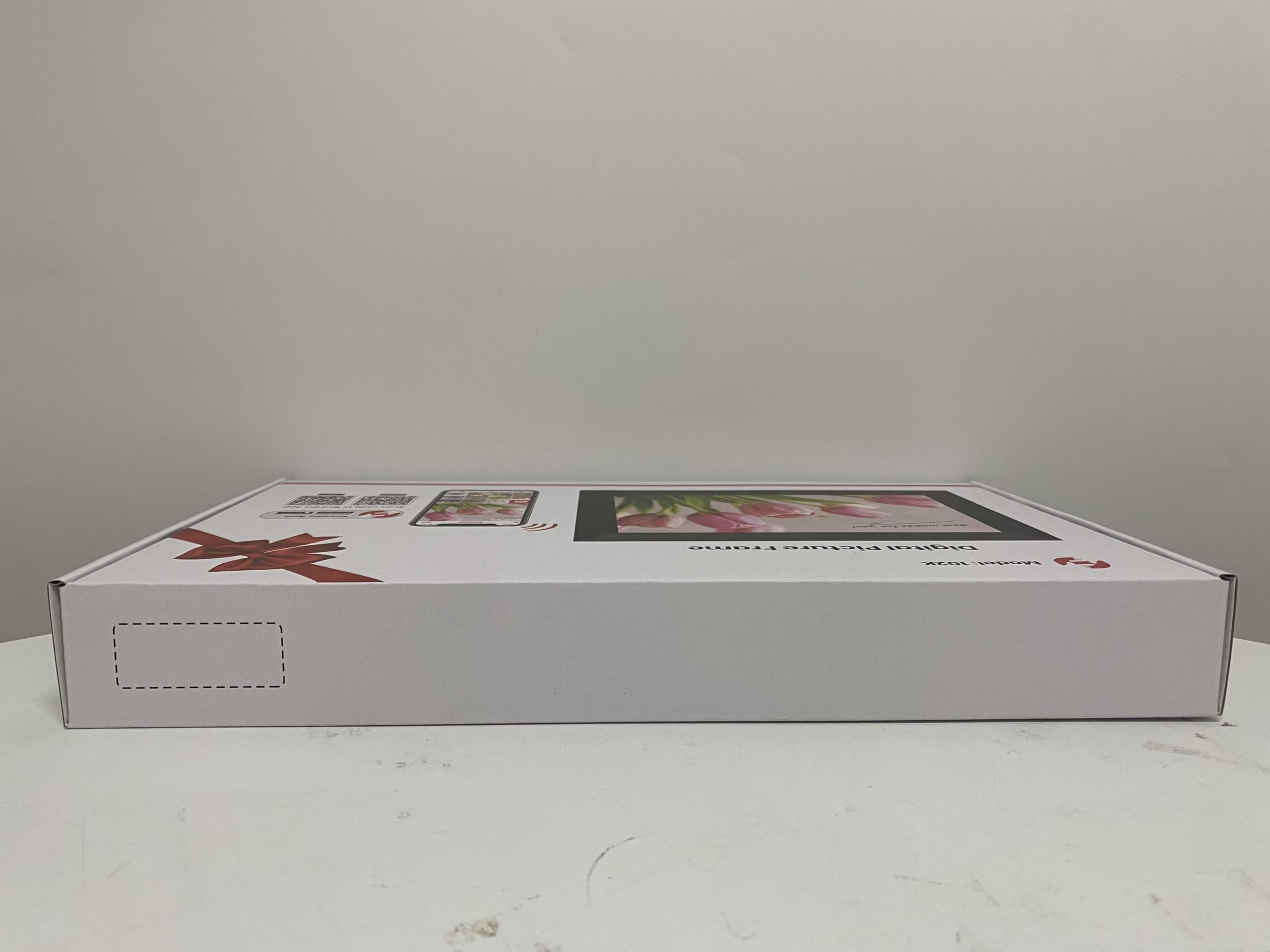 Frameo 10.1 Inch WiFi Digital Picture Frame, 1280x800 HD IPS Touch Screen Photo Frame