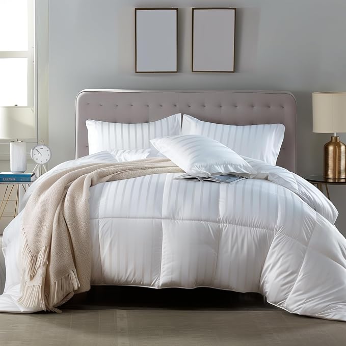 500 Thread Count Cotton Damask Duraloft Down Alternative Comforter, King, White