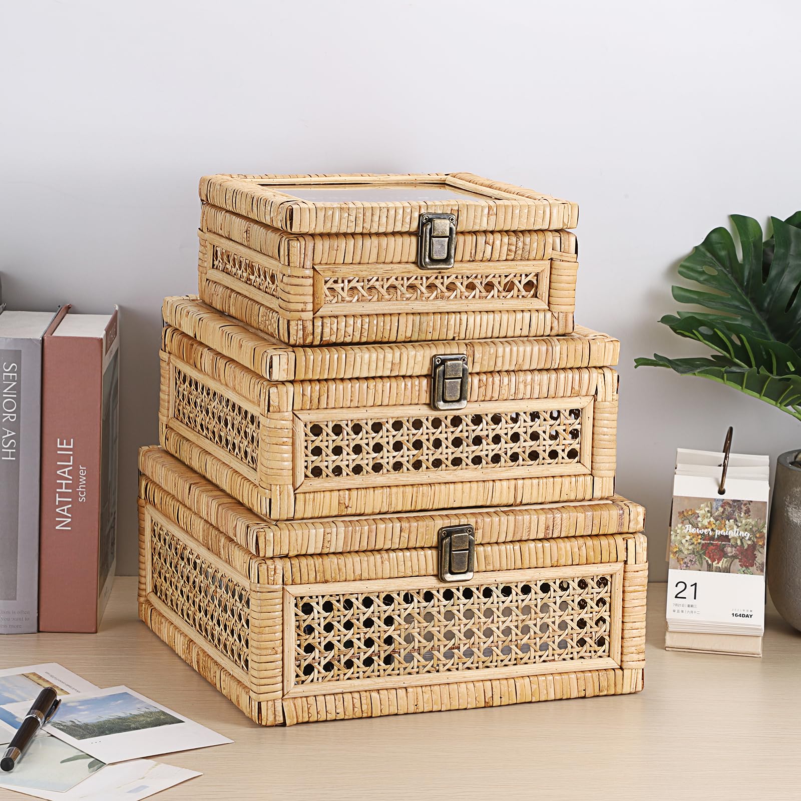 Hipiwe Rattan Decorative Box with Clear Lid and Lock - Large Wicker Storage Basket Bin Handwoven Natural Rattan Basket Organizer Wood and Cane Display Box for Shelf Home Decor,11"x11"x5.1"