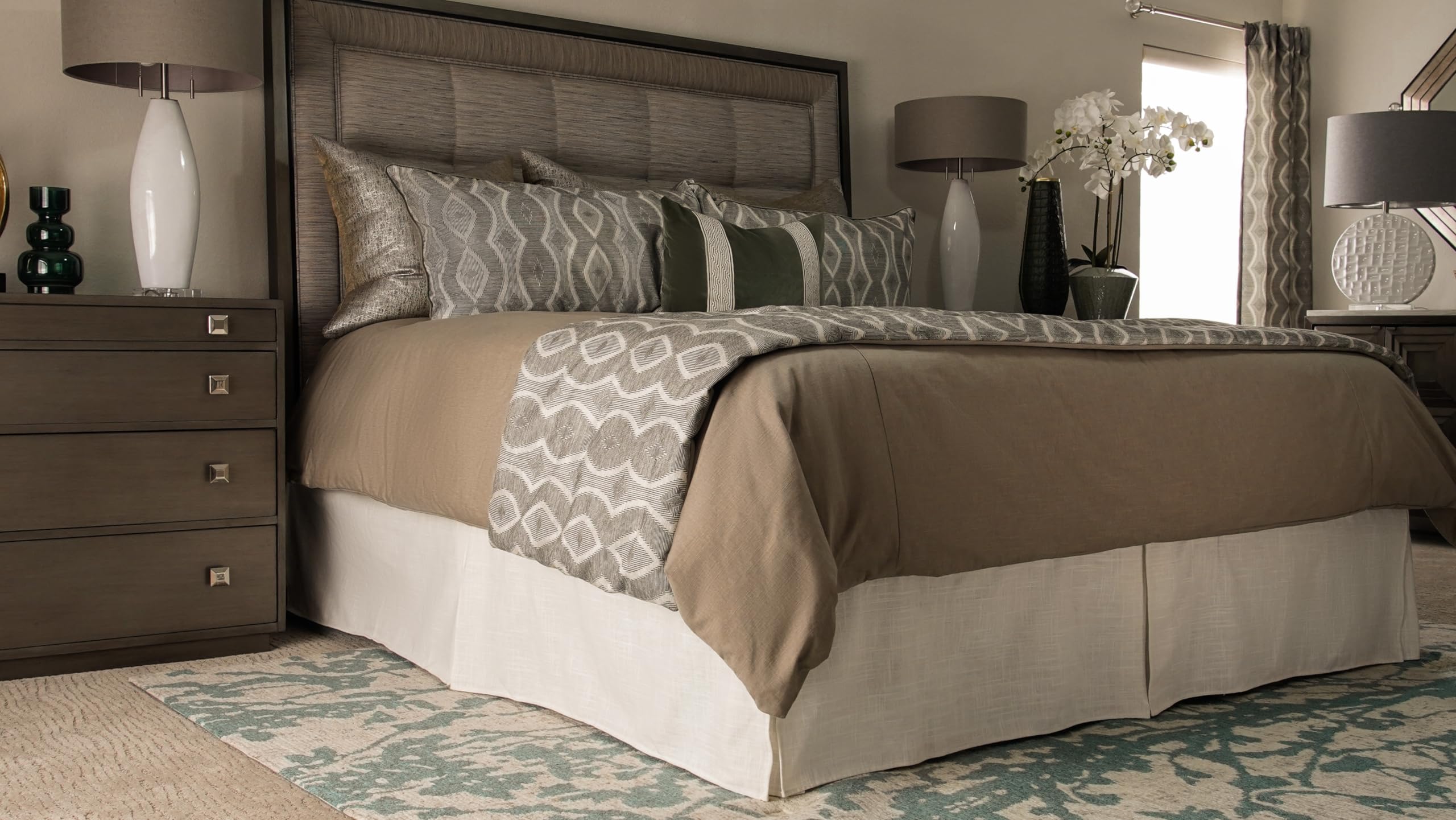 Staydae Split King Adjustable Bed Skirt, Patented Technology, Seamless Solution