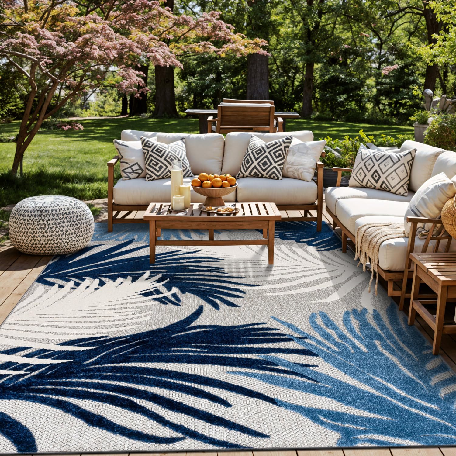 Lucca Contemporary Floral Indoor/Outdoor Area Rug 7'10" x 10' Navy