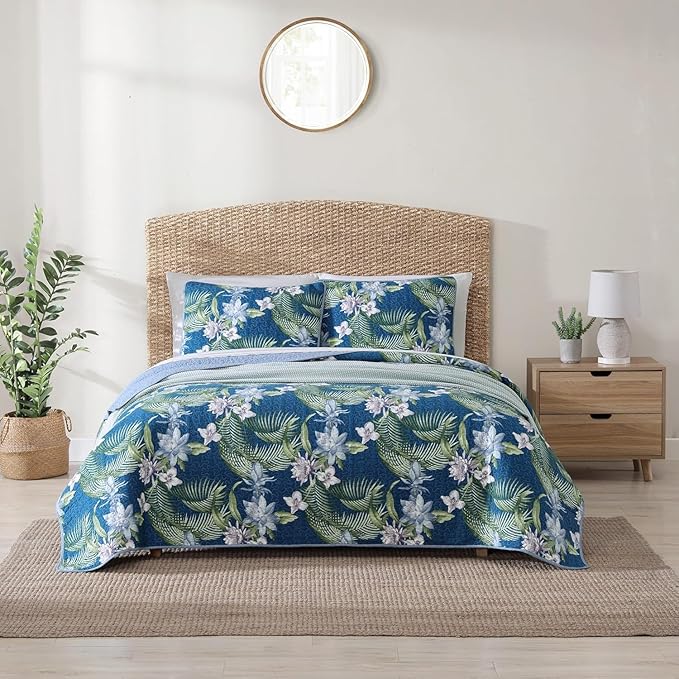 King Quilt Set, Reversible Cotton Bedding with Matching Shams