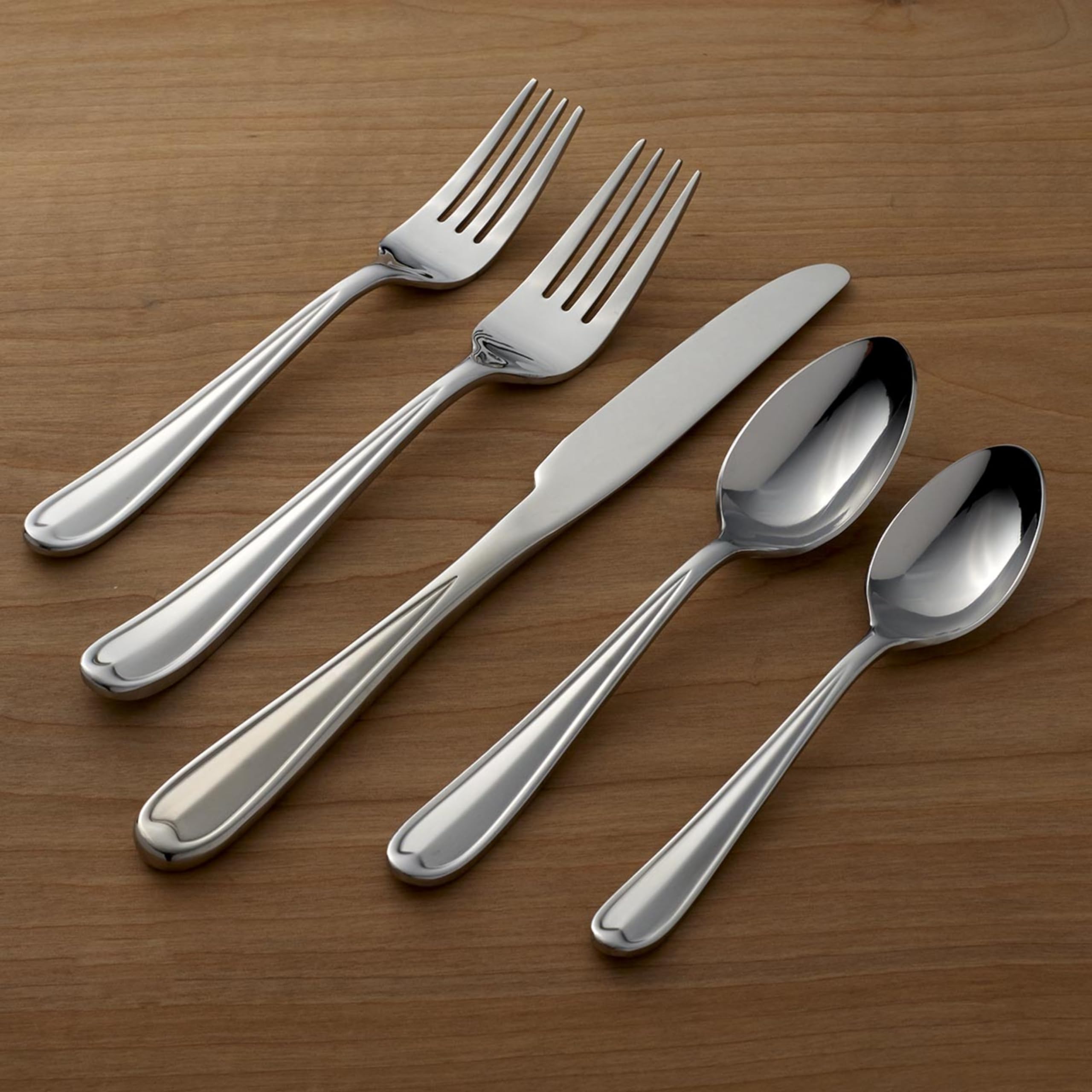 42 Piece Everyday Flatware, Service for 8, 18/0 Stainless Steel, Silverware Set