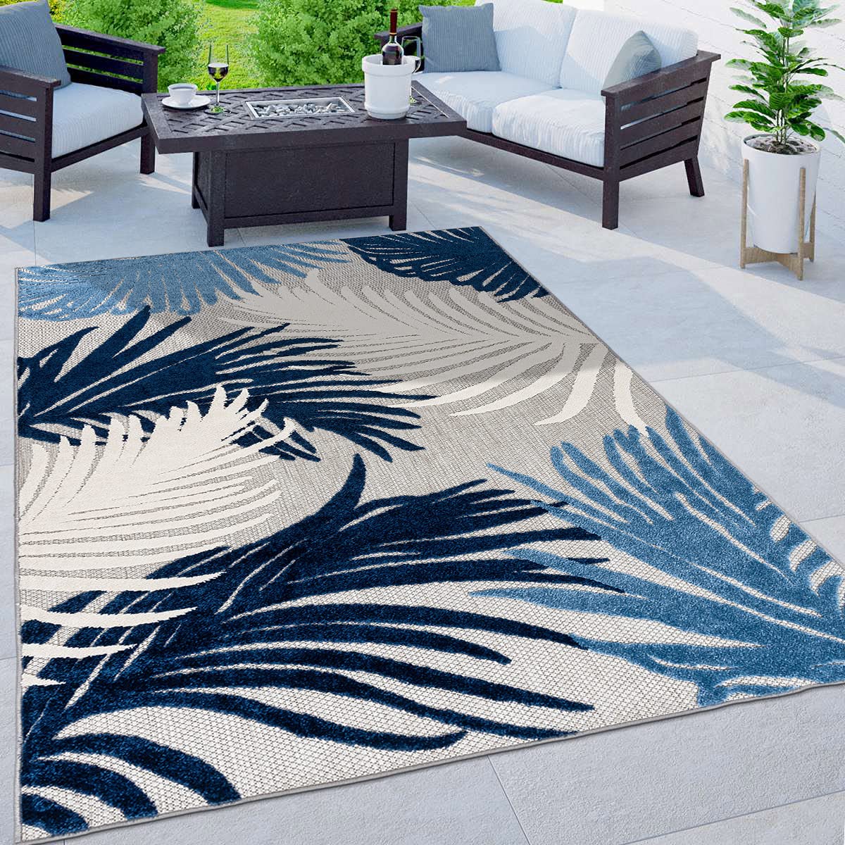 Lucca Contemporary Floral Indoor/Outdoor Area Rug 7'10" x 10' Navy