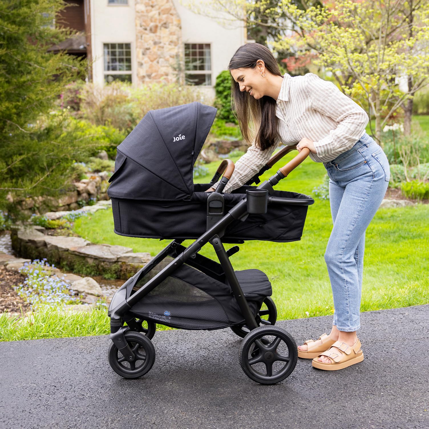 Ginger™and Mint Latch™ Travel System – 4-in-1 Travel System with Base-Free