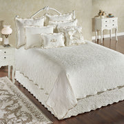 Vienna Oversized Light Cream Woven Matelasse Scroll Bedding King Size - Coverlet