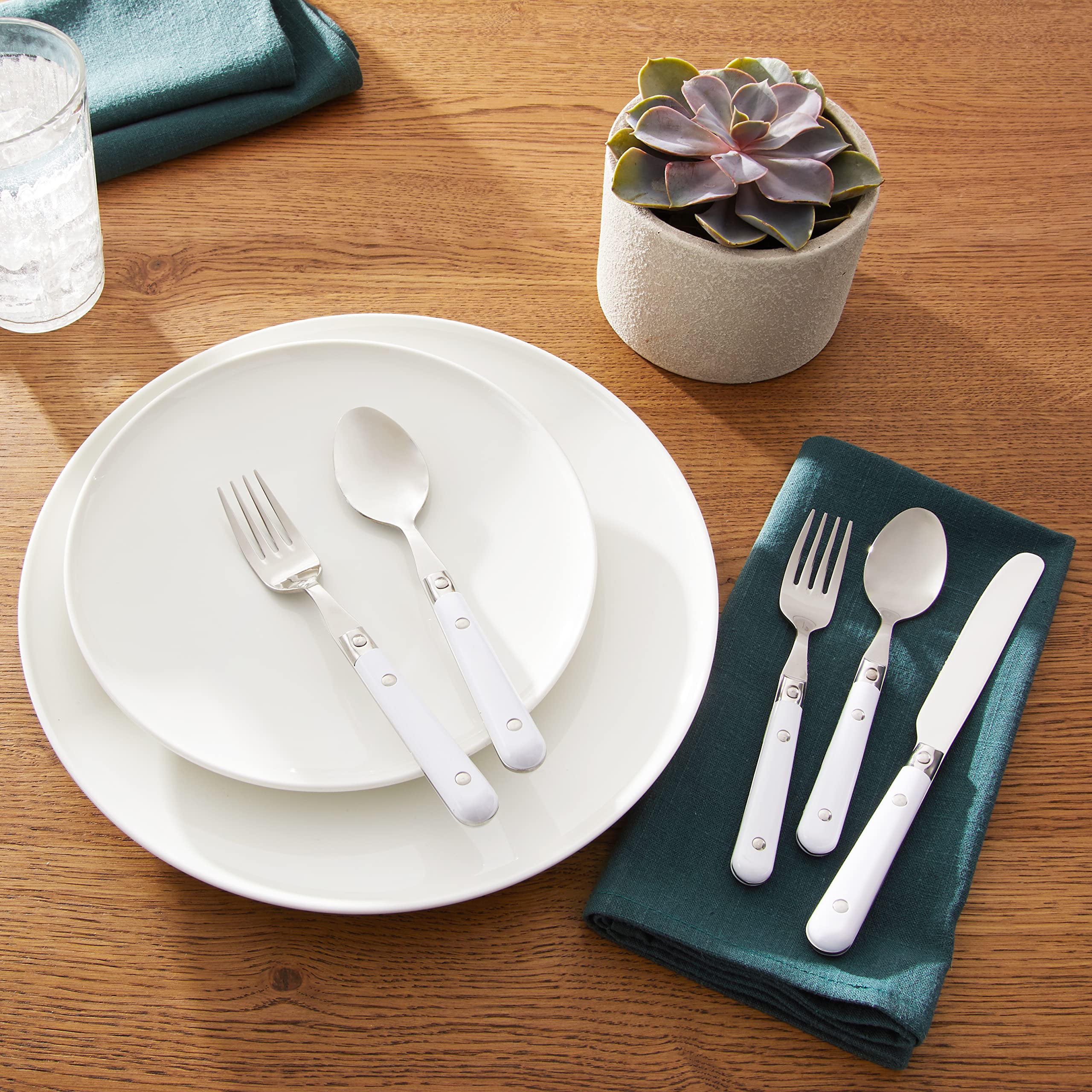 International Le Prix Stainless Steel Dishwasher-safe 30piece flatware set