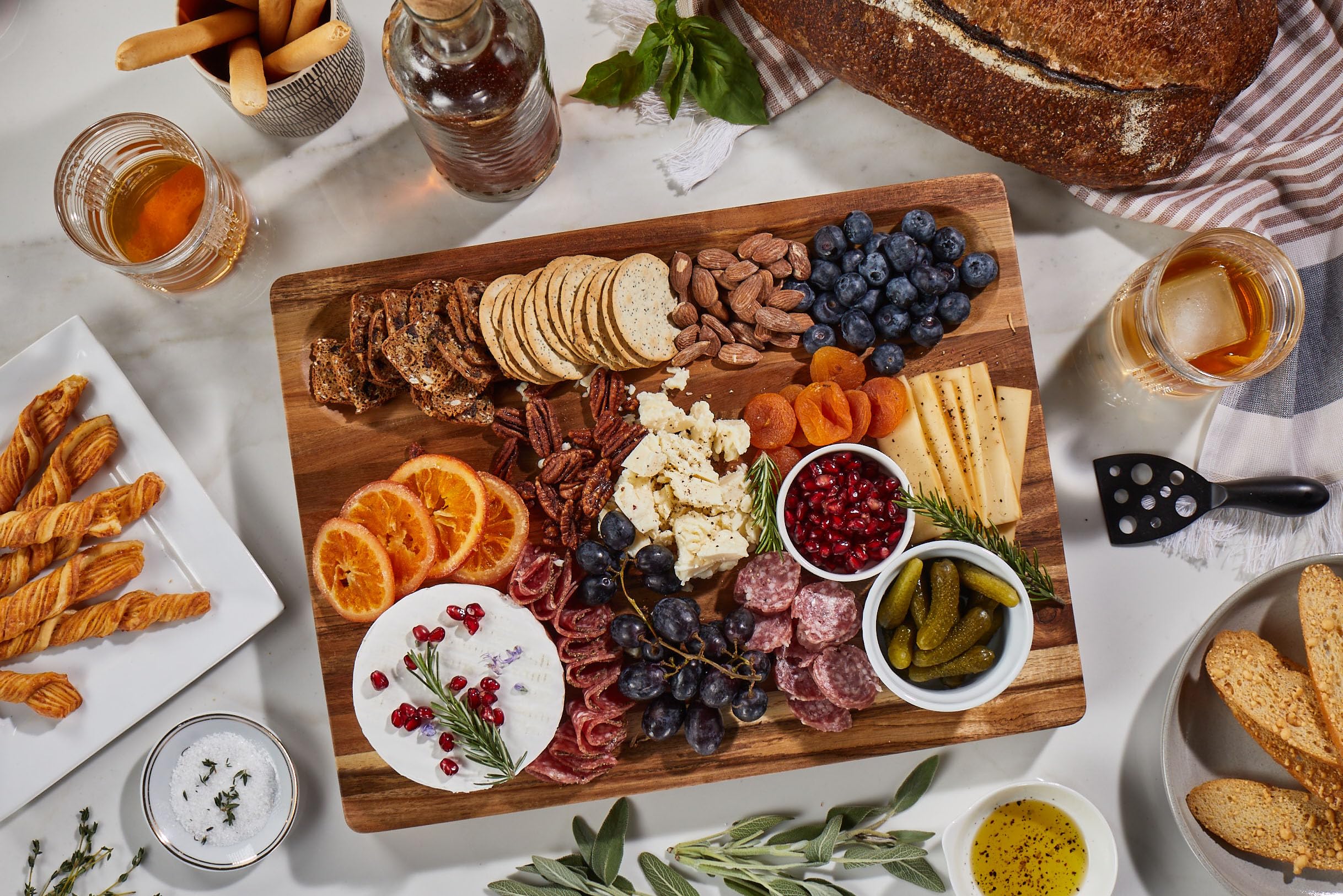 Thick Sustainable Acacia Wood Cutting Board for Kitchen with Juice Groove