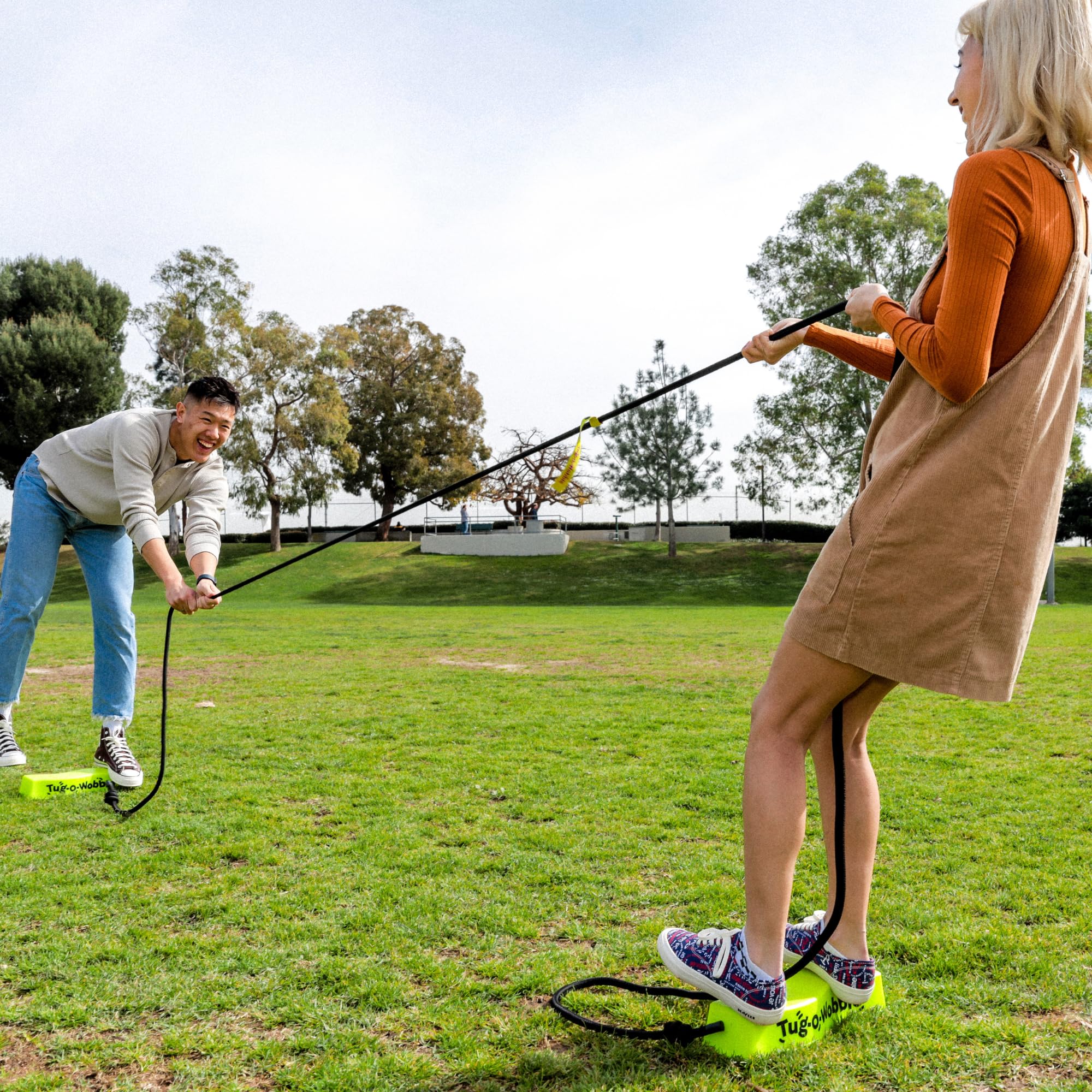 TUG O' WOBBLE: The Ultimate Balancing Game, Outdoor and Indoor Game, Fun for Everyone, Lawn Game for The Backyard, Park, or Yard with Carrying Bag, Family Friendly Gift