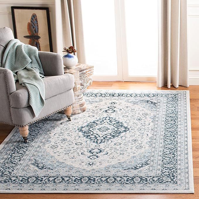 Isabella Collection Area Rug - 5'3" x 7'6", Light Grey & Cream