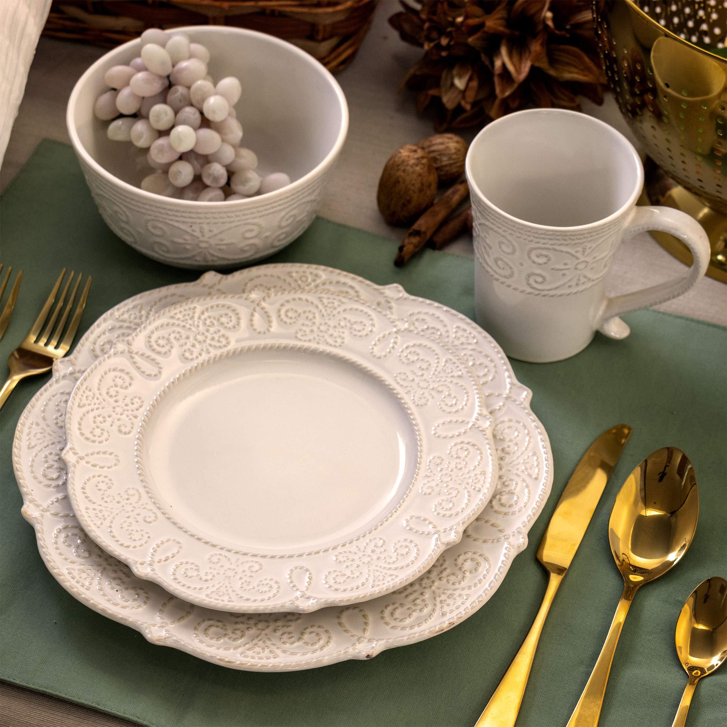 Round Decorated Stoneware Scallop Embossed Dinnerware Dish Set, 16 Piece, Luna