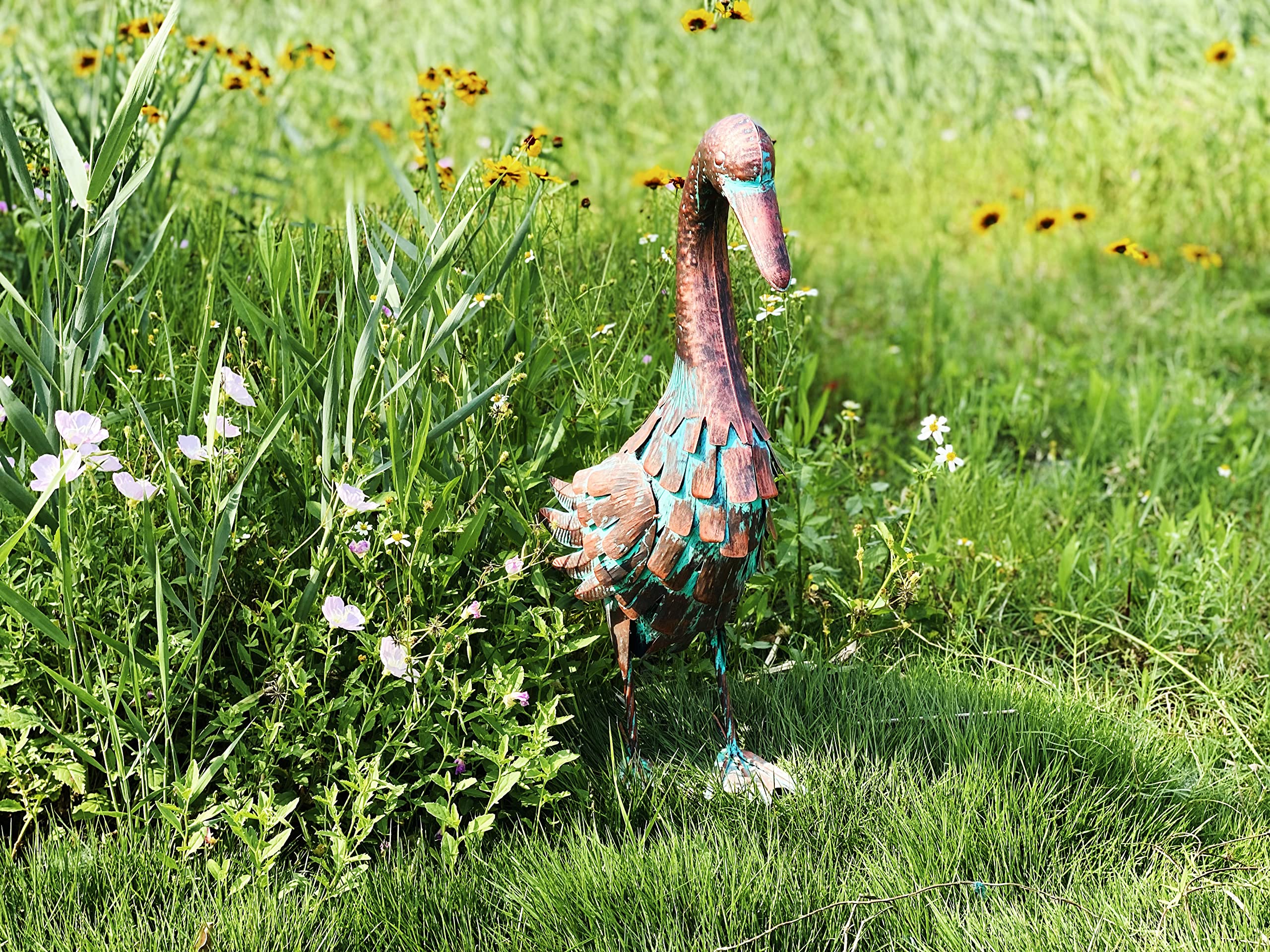 Garden Outdoor Statue Metal Duck Art Sculpture for Lawn, Farm and Patio - 25 Inches